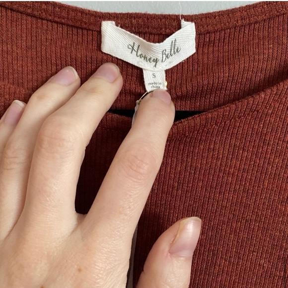 NWT Honey Belle rust coloured tie front accent dress - Picture 6 of 8